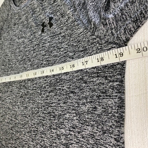Under Armour HeatGear Gray The Tech Tee - Picture 5 of 8